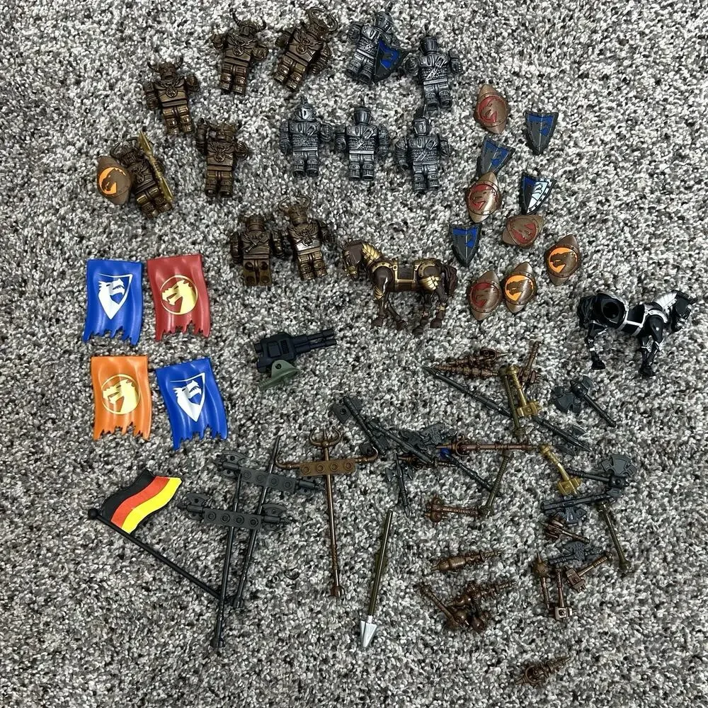 Mega Bloks Dragons Huge Mixed Lot Knights Warriors Castle Parts 100+ Pieces